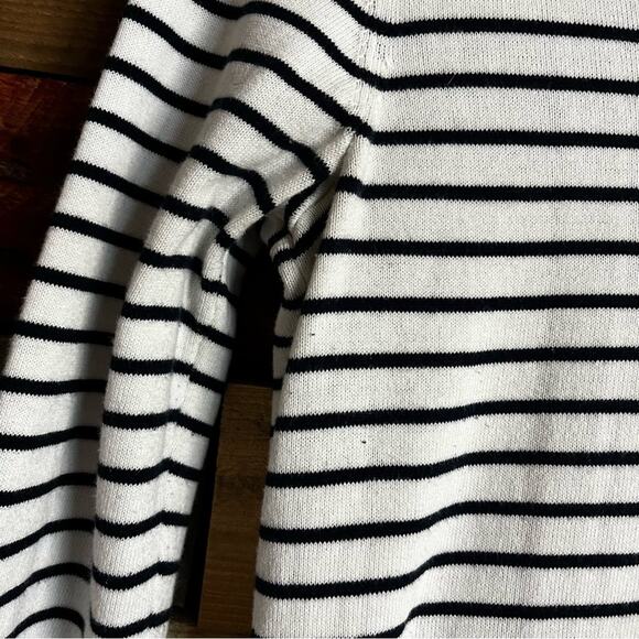 Tommy Hilfiger White And Navy Stripe Heart Sweater Top Size Small - Picture 6 of 9